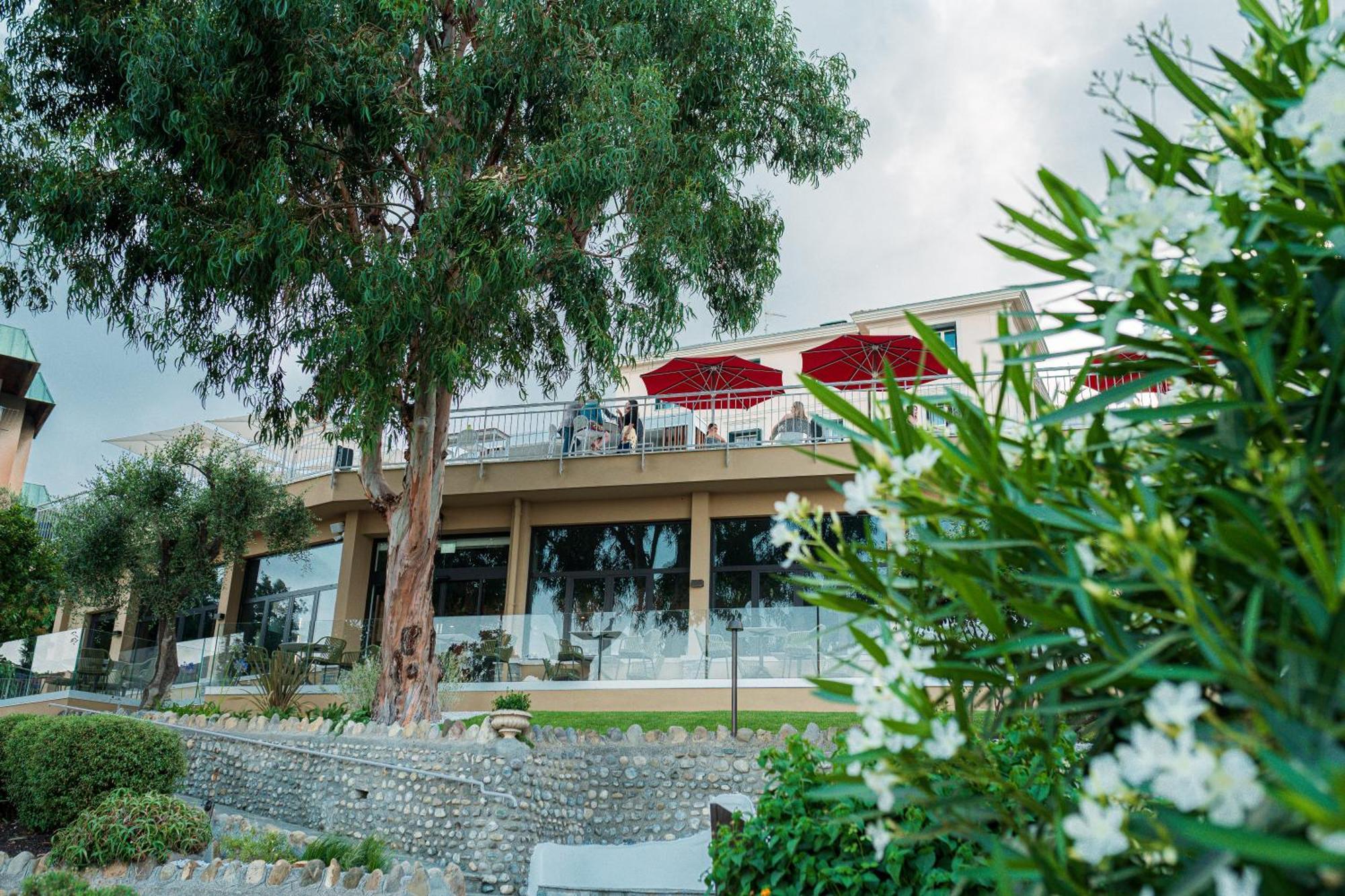 Hotel Villa Levi Sanremo Exterior photo