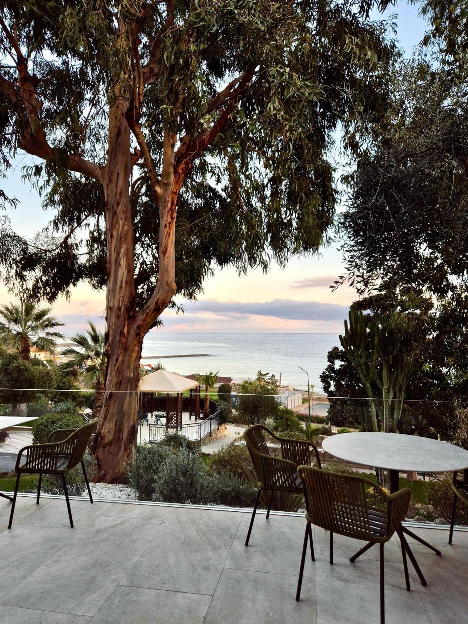 Hotel Villa Levi Sanremo Exterior photo